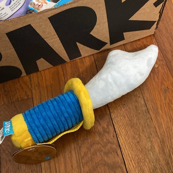 NWT BarkBox Sniffin Booty Pirate Themed Box - Picture 7 of 13